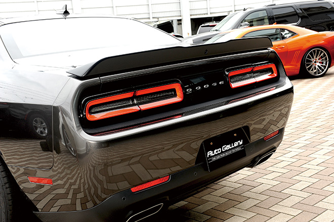 DODGE CHALLENGER R/T Plus SHAKER　リア