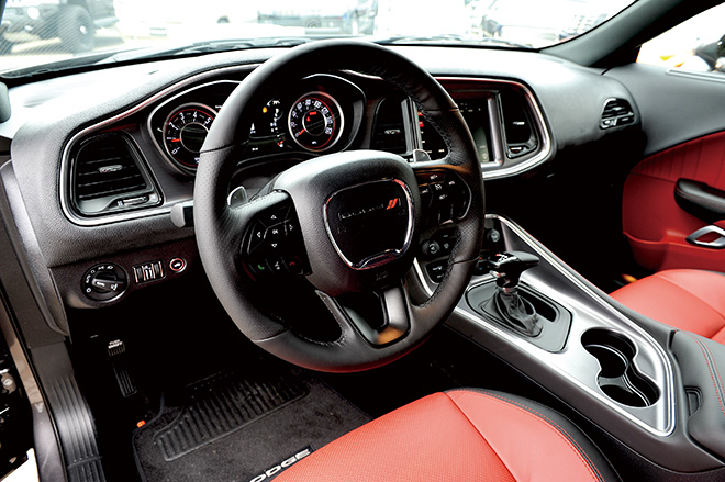 DODGE CHALLENGER R/T Plus SHAKER ハンドル