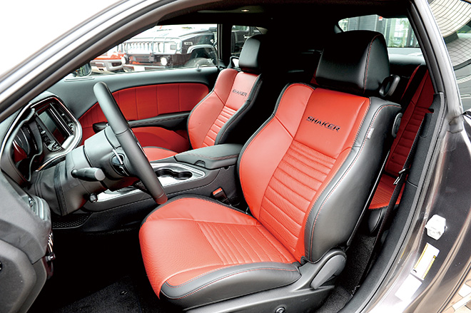 DODGE CHALLENGER R/T Plus SHAKER インテリア