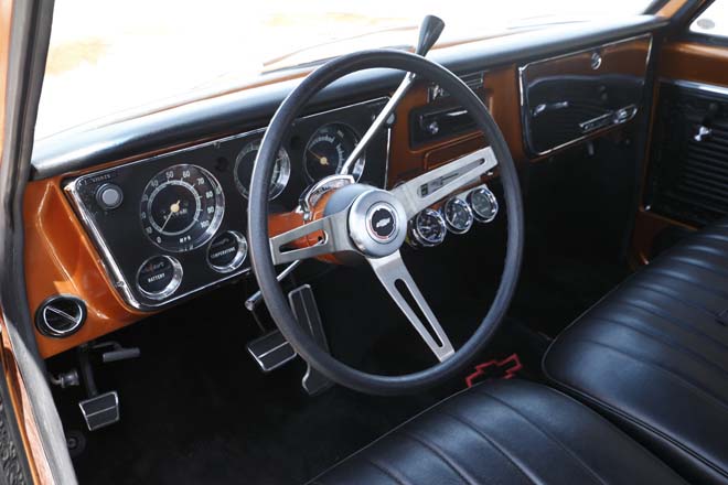 1969y Chevrolet C-10　ハンドル