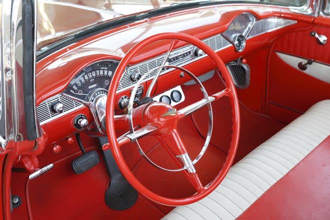 1956y CHEVY BELAIR CONV　ハンドル　インテリア