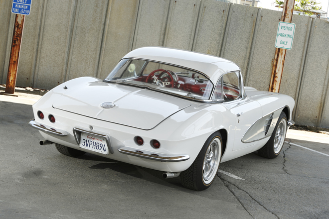 1961y Chevrolet CORVETTE C1　バックスタイル