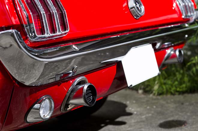 1965y FORD MUSTANG GT COUPE　リアバンパー
