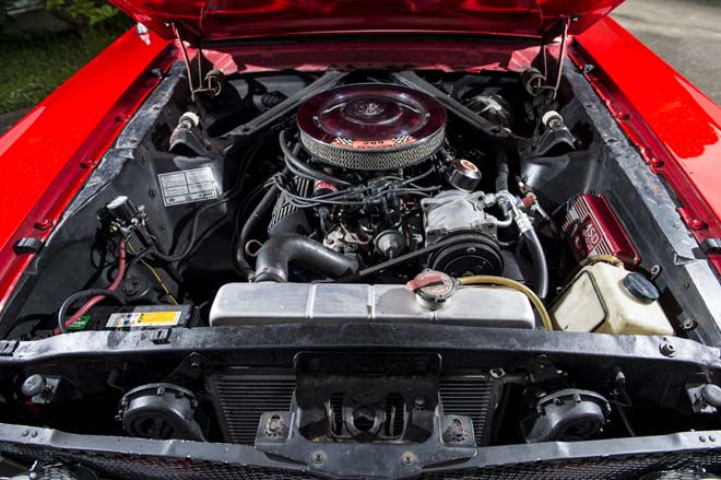 1965y FORD MUSTANG GT COUPE　エンジンルーム