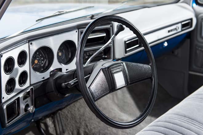 1979y Chevrolet C10 Silverado　ハンドル