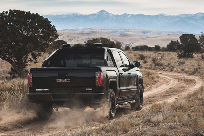 GMC Sierra All Terrain X　バックスタイル