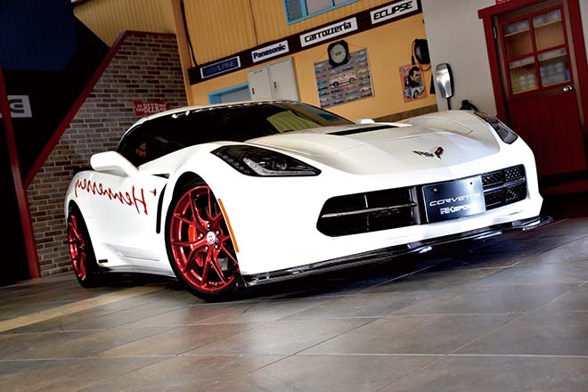Ｃ７コルベットがベースＲＫスポーツのボディキット