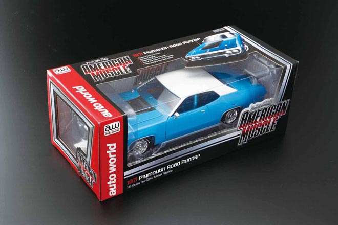 1/18 auto world 1971 Plymouth Road Runner パッケージ