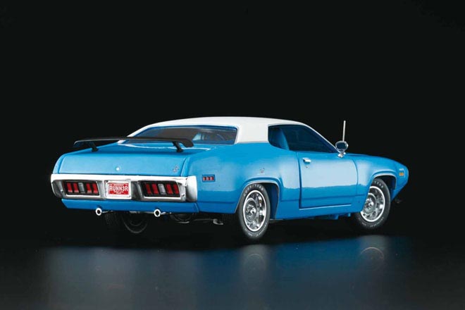 1/18 auto world 1971 Plymouth Road Runner バックスタイル