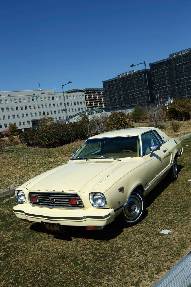 1976 FORD MUSTANG GHIA、1976 フォードマスタング GHIA