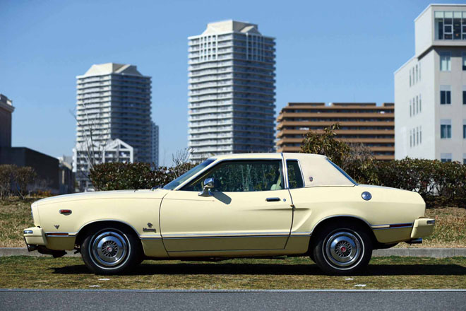 1976 FORD MUSTANG GHIA、1976 フォードマスタング GHIA