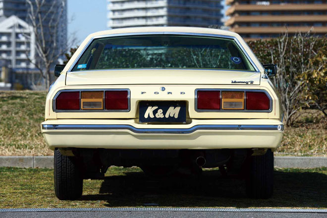 1976 FORD MUSTANG GHIA、1976 フォードマスタング GHIA