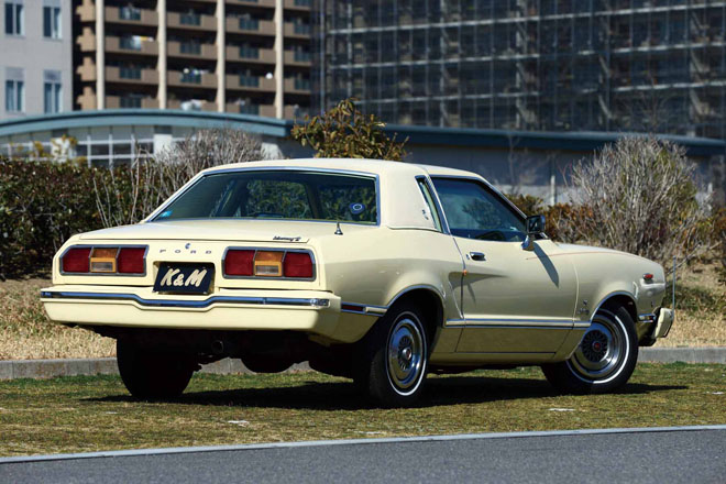 1976 FORD MUSTANG GHIA、1976 フォードマスタング GHIA