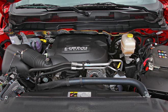 2017 RAM POWER WAGON　パワーワゴンのエンジンは6.4ℓV8OHV HEMI