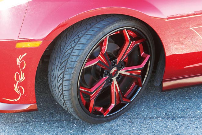2011y CHEVROLET CAMARO　ホイールはフォージアート