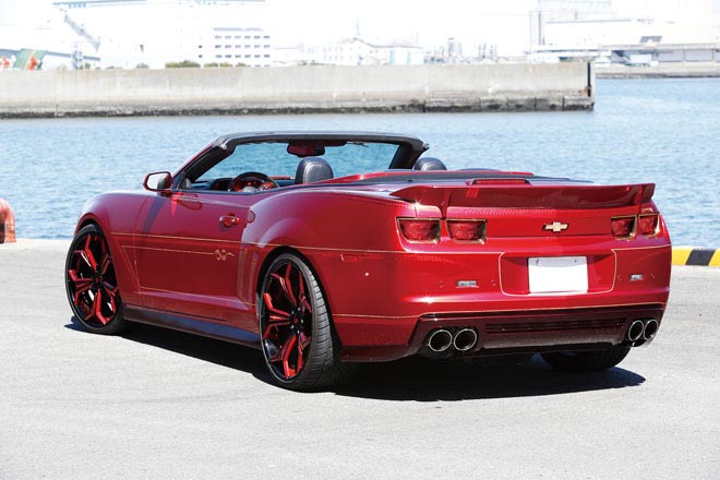 2011y CHEVROLET CAMARO　バックスタイル