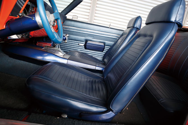 1969y CHEVROLET CAMARO　カスタム　シート