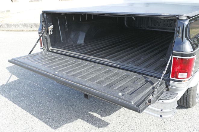 1985年型シボレーC10シルバラード　リアゲート