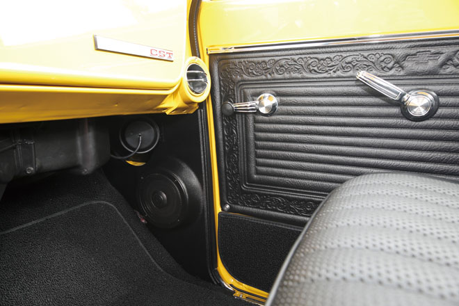 1969年型シボレーC10 CTS　ドアの内張