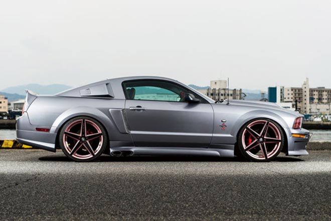 フォードマスタングGT500E　サイド