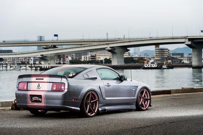 フォードマスタングGT500E　バックスタイル