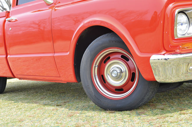 1967y CHEVROLET C10　ホイール　BFグッドリッチの225/60R15
