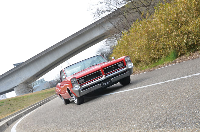 1964y PONTIAC GRANDPRIX　フロント