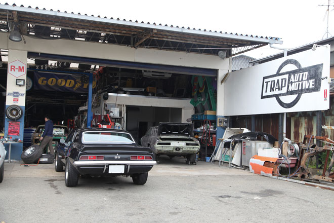 トラップオートモーティブ　店舗