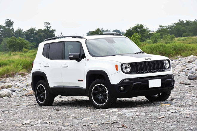 ジープレネゲードトレイルホーク、JEEP RENEGADE TRAILHAWK