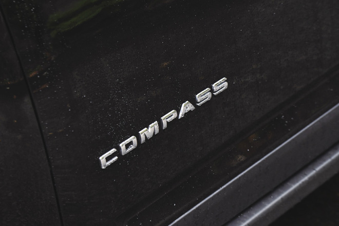 ジープコンパス、JEEP COMPASS　エンブレム