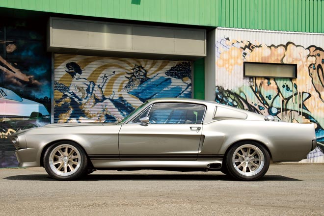 FORD MUSTANG ELEANOR、マスタングエレノア