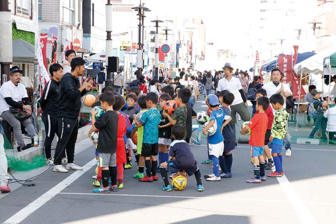 千葉市中央区ふるさとまつり 栄町楽市バザール＆のみの市