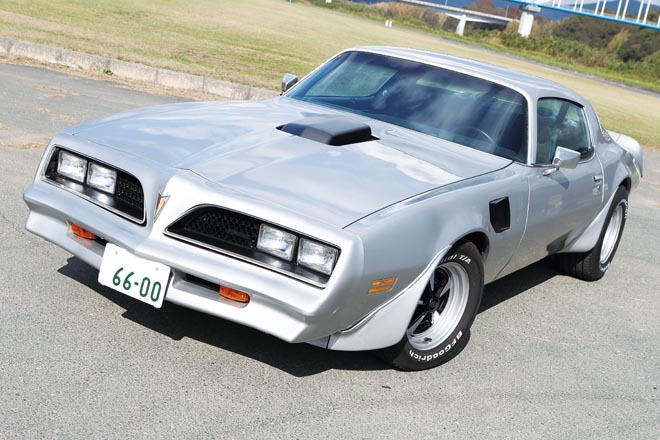 Pontiac Firebird、ポンティアックファイアーバード