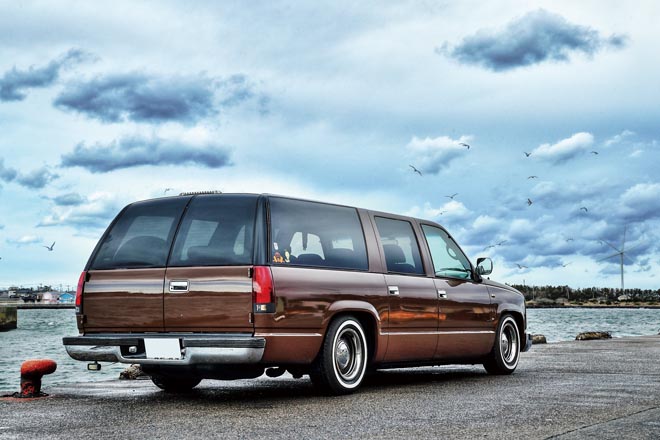 1995y CHEVROLET SUBURBAN、シボレーサバーバン