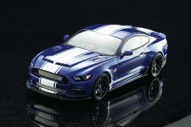 1/18 2017 SHELBY SUPER SNAKE、ミニカー