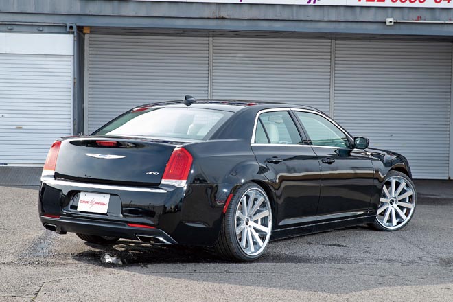 2017y Chrysler 300 LTD、2017y クライスラー300 LTD