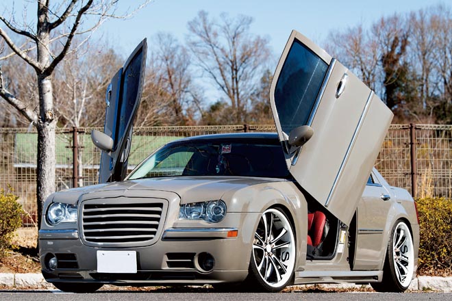 2010y Chrysler 300、2010y クライスラー300