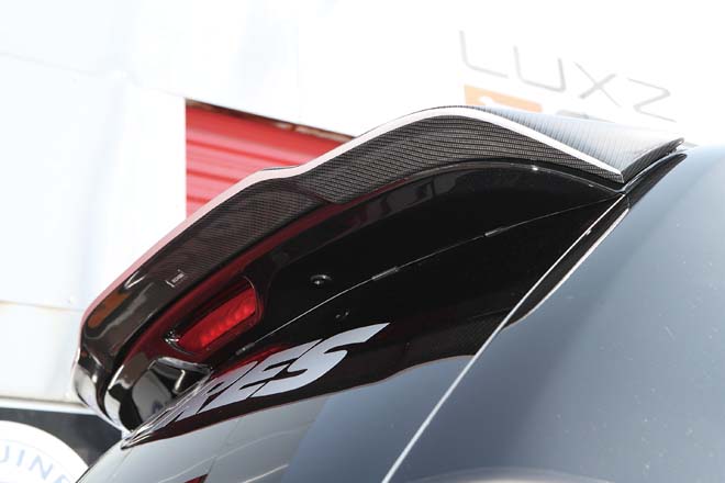 エッジカスタムズ、EDGE CUSTOMS、ラグジ、LUXZ