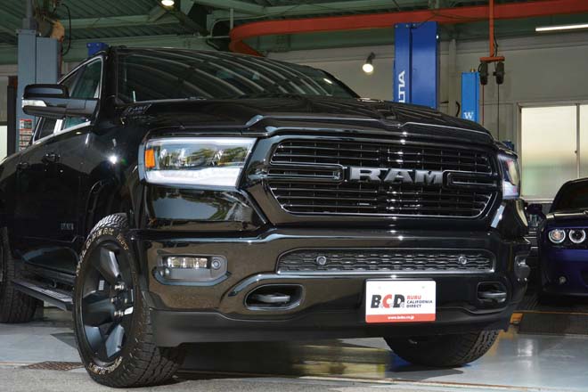 2019 RAM1500ビッグホーン ブラックアピアランスパッケージ