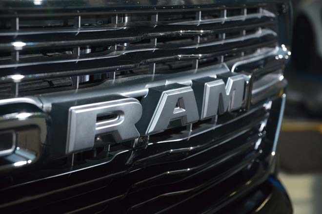 2019 RAM1500ビッグホーン ブラックアピアランスパッケージ