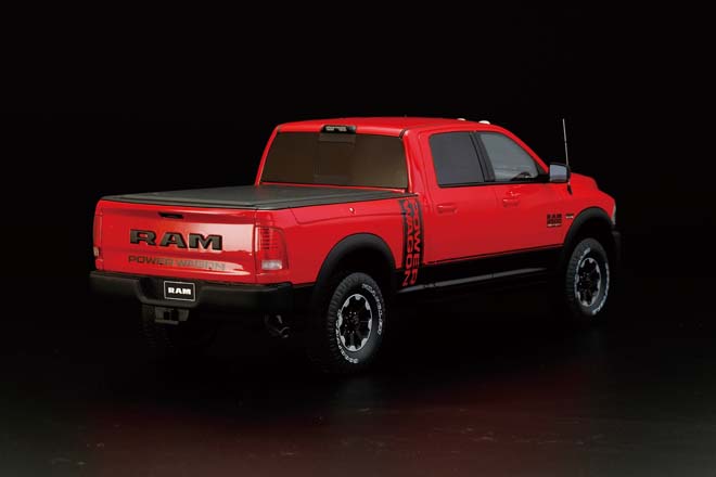 1/18 2017 RAM 2500 POWER WAGON