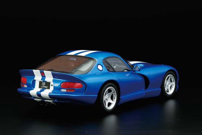 1/18 1996 DODGE VIPER GTS