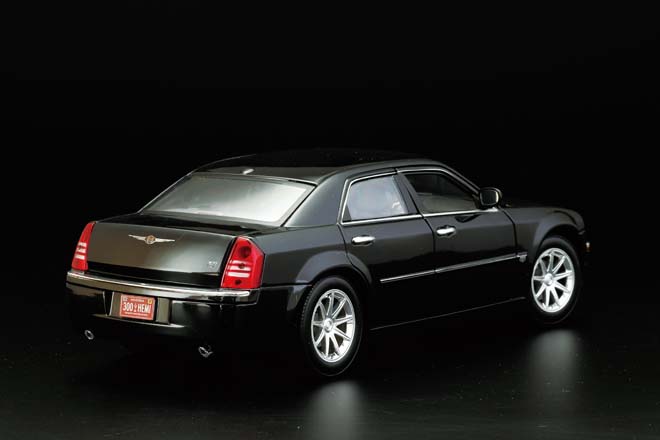 1/18 2005 CHRYSLER 300C