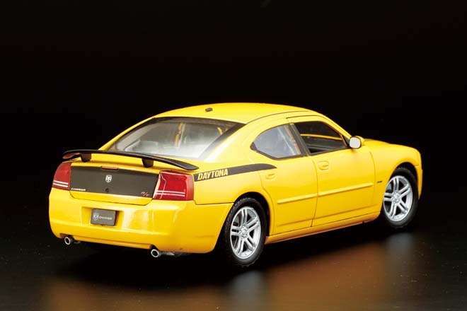 1/18 2006 DODGE CHARGER DAYTONA R/T