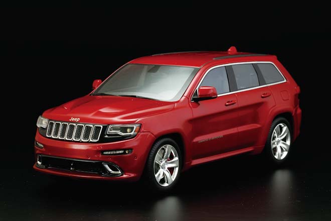 1/18 2015 Jeep GRAND CHEROKEE SRT8