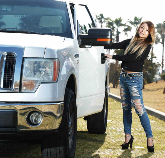 2009y FORD F150、アメマガガール