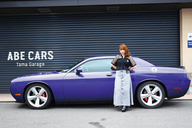 DODGE CHALLENGER SRT8、ダッジ チャレンジャーSRT8、アメマガガール