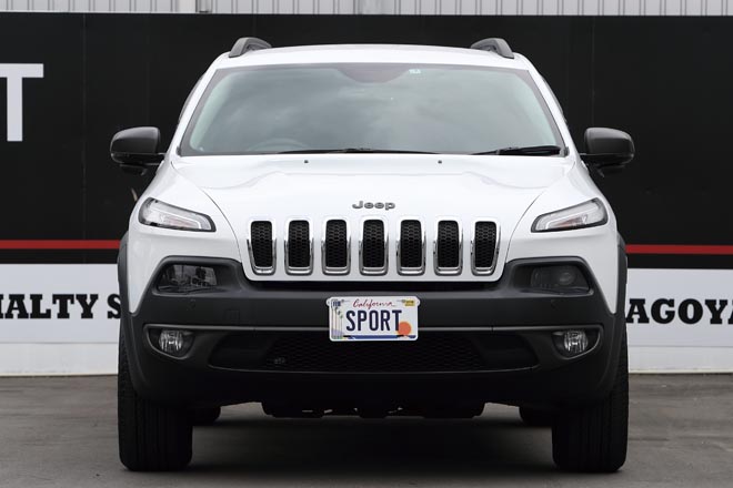 2015 ジープ チェロキー トラックホーク、2015 Jeep CHEROKEE TRACKHAWK