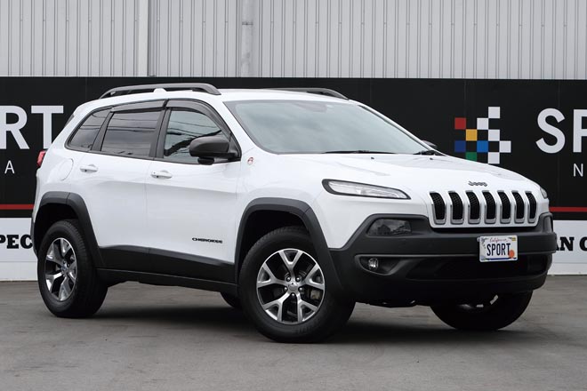 2015 ジープ チェロキー トラックホーク、2015 Jeep CHEROKEE TRACKHAWK