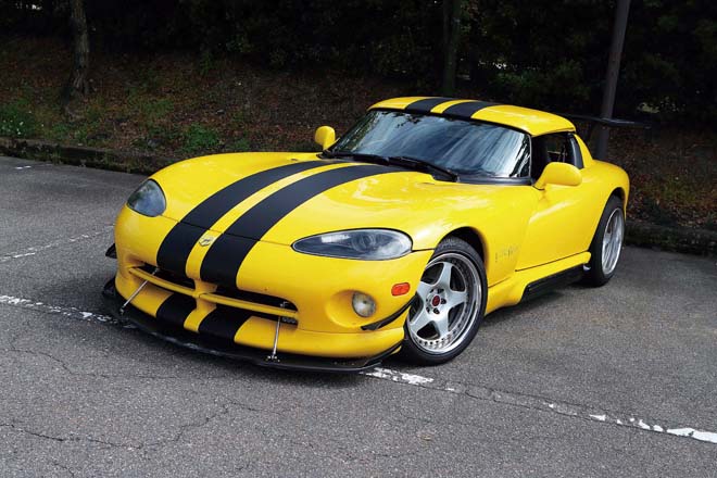 DODGE VIPER R/T10